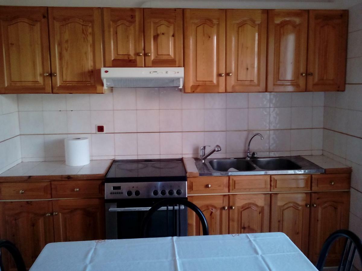 B1 Apt Mytilini Екстериор снимка